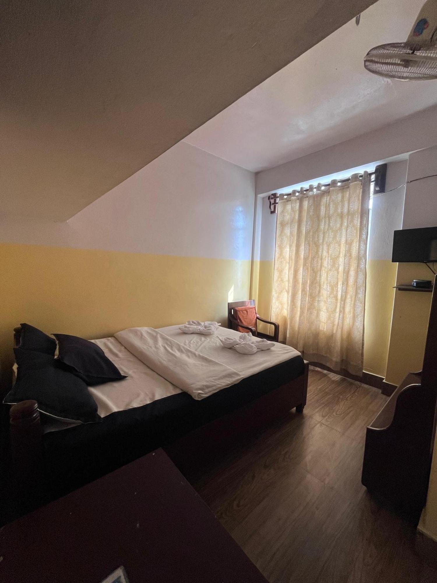 Jn Hotel Kohima Exteriér fotografie